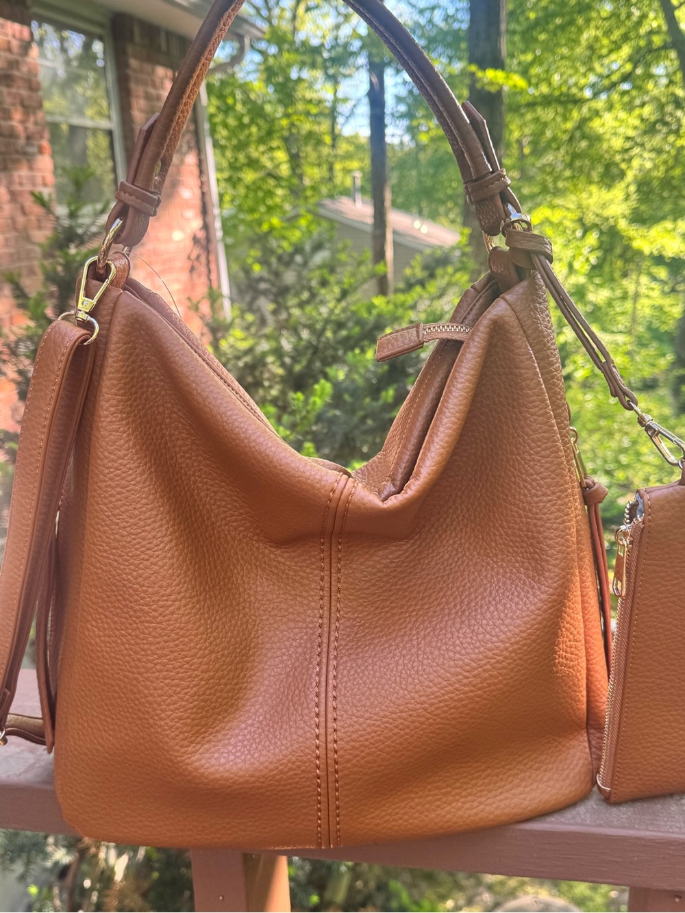 Slouchy Vegan Leather Tote w/ Wristlet Pouch & Crossbody Strap – NWOT - Picture 3 of 12